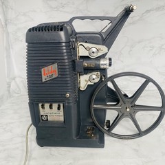 Mansfield Holiday 8mm Zoom Projector M-1000 SEE VIDEO Turns On Prop Vtg
