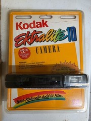 Kodak Ektralite 10 Camera | In Original Packaging / New Built in flash Rare!