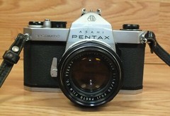 Vintage Asahi Pentax Spotmatic SP Film Camera With Lens & Strap **READ**
