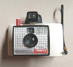 White POLAROID Swinger Model 20 Land Instant Camera For Parts Or Repair