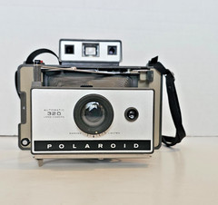 Vintage Polaroid 320 Automatic Land Camera – [Tested] – [Include Accessories]