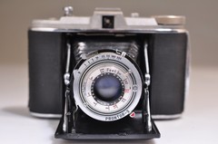 Agfa Ventura Deluxe w/Prontor S Lens- NOT TESTED