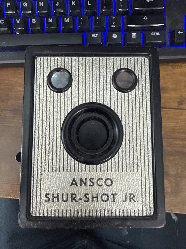 Vintage 40s ANSCO Shur-Shot Jr. Box Camera Only Untested Black Photography Retro