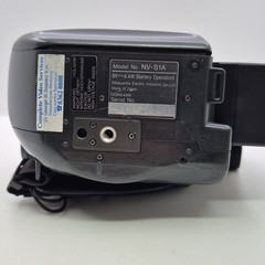 Panasonic NV-S1A VHS-C Cassette Movie Camera W/2x Batteries Cables Booklet & Bag