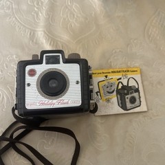 Vintage Kodak Brownie Holiday Flash Camera Not Tested With Manual