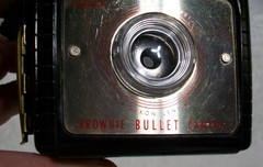 Vintage Kodak Brownie Bullet Brown Bakelite #26 Camera 127 Film
