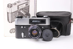 Vintage FED 5B 5V 35mm film rangefinder camera in original box