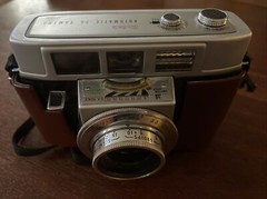 Vintage Kodak Automatic 35 Camera 44mm 2.8 lens Synchro 80 Shutter Ektanar Lens