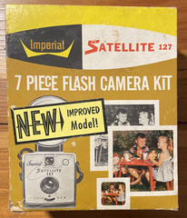 Imperial Satellite 127 Flash Camera Kit in Box Chicago Illinois Vintage 50s