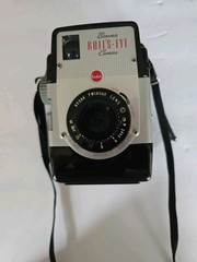 Kodak Vintage Brownie BullsEye 620 Camera & Flash.TESTED/WORKING! Black Bakelite
