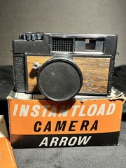 Arrow Instant Load 126 Cartridge Camera Black Wood Grain In Box Vintage