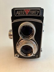 USC Auto Forty 120 film TLR – Good Working Condition – Japan