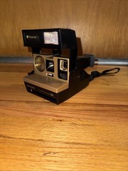 RARE Polaroid Sun 660 SE 50th Anniversary Gold Instant Film Camera 1987