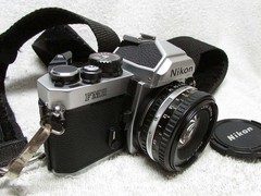 Vintage NIKON FM2 35mm SLR Film Camera w/ 50mm. Honeycomb Shutter. Works Great