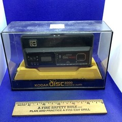 Vintage Kodak Disc 8000 Camera Outfit With Case