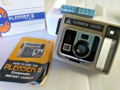 Kodak Pleaser II 2 Kodamatic Instant Camera – Vintage instructions boxed