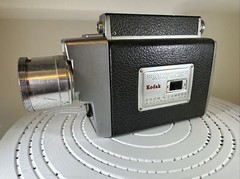 kodak zoom 8 automatic camera F/1.9