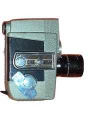 REVERE EYE-MATIC SPOOL EIGHT 8mm MOVIE CAMERA, Model CA-7, Wollensak Raptar Lens