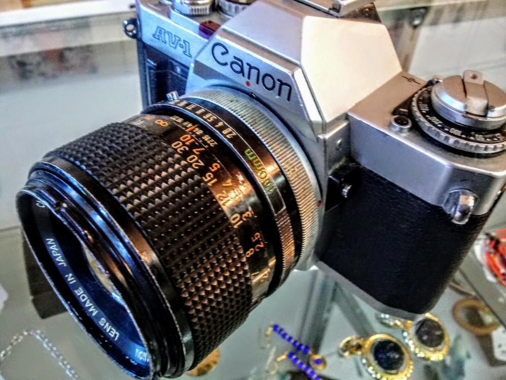 Canon AV-1 35mm SLR Film Camera FD 100mm f/2.8 Lens