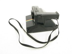 Polaroid Rainbow Time-Zero One Step Land Camera (Black) – Instant SX-70 Film
