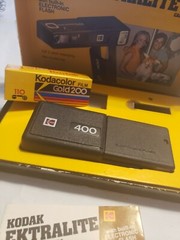 Vintage 1980s Kodak Ektralite 400 110 Film Camera Rare Sold As Is UNTESTED