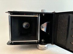 USC Auto Forty 120 film TLR – Good Working Condition – Japan