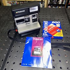 VINTAGE Polaroid Sun 600 LMS Instant Camera W/ Strap + New FILM (Exp) + Manual