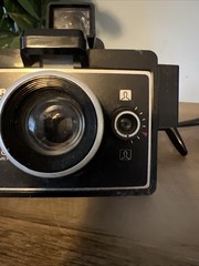 1972 Polaroid Land Camera Square Shooter 4 – Vintage Instant Camera