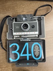 ✨VINTAGE✨ Polaroid Automatic Land Camera Model 340 w/ Carrying Case and Strap