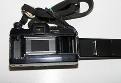 Contax 137 MD Quartz 35mm SLR Film Camera Body WORKS NICE