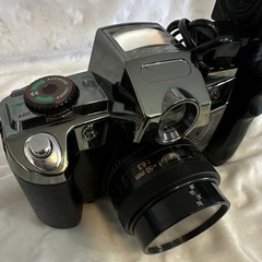 PV-3636 Black Camera with Motor Drive and Flash Attachment 50mm .