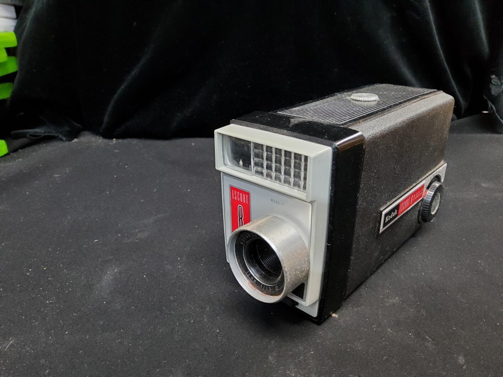 Vintage Kodak Escort 8mm Movie Camera Model Untested