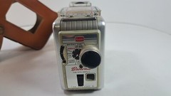 Vintage 1950s KODAK BROWNIE 8mm MOVIE CAMERA f/2.7 Lens Winds & Runs w Rare Case