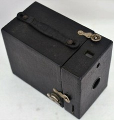 ANTIQUE Box Camera KODAK No. 2 CARTRIDGE HAWK-EYE MODEL D – Clean Clear Glass