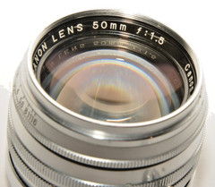 VINTAGE CANON 50mm, f1.5 LENS & RF CAMERA IVSB WITH CASE. BEAUTIFUL & WORKING