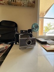 Vintage Polaroid Auto 100 Land Camera & Kodak Ektralite 10 Point & Shoot