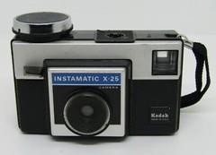 Vintage Kodak Instamatic X-25 Camera