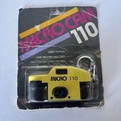 MICRO 110 Film Vintage Camera Keychain NEW In Package