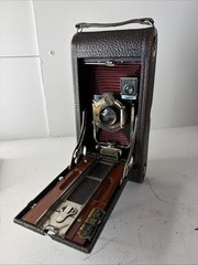 KODAK NO. 3-A FOLDING POCKET CAMERA MODEL B-4 WITH RED BELLOWS AND TOTE