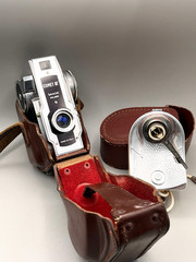 Bencini Comet III + Flash Accessory – 1956 [ excellent ]