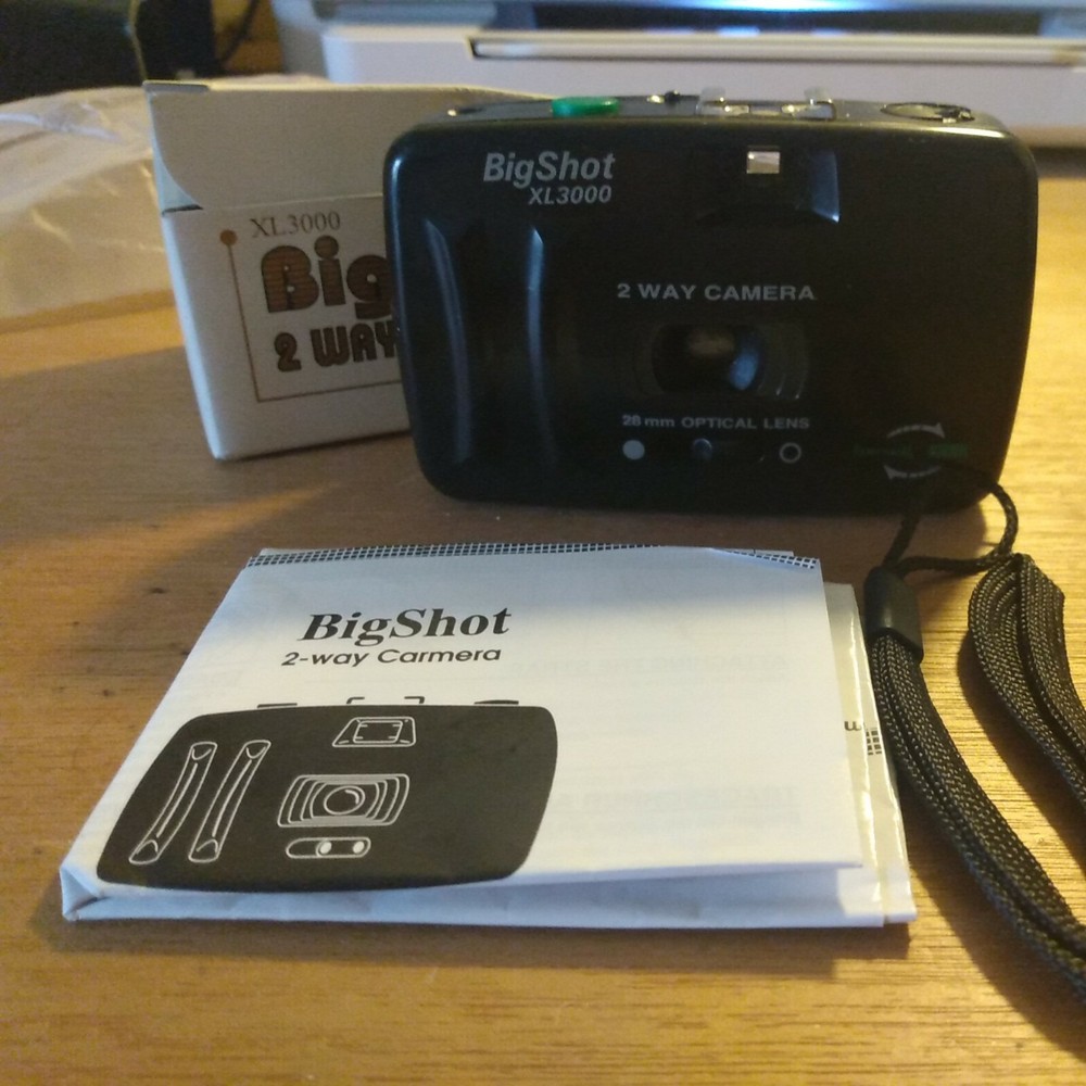Vintage Big Shot XL3000 35 MM 2-Way Camera 28 MM Optical Lens Great Kids Starter