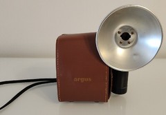 Vtg Argus Super Seventy Five Box Film Camera w/ Flash Unit, Strap & Cowhide Case