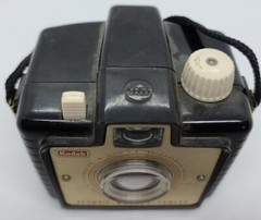 Vintage 1950’s KODAK Brownie BULLET Black Bakelite Camera Eastman Kodak Co. USA
