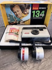 Kodak Instamatic 134 Camera Color Outfit Set Camera 2 Lens & Manual Untested