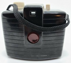 Vintage 1950’s KODAK Brownie BULLET Black Bakelite Camera Eastman Kodak Co. USA
