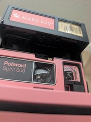 Polaroid Mary Kay Polaroid Spirit 600 Instant Camera – Pink/Black