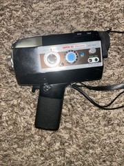 Vintage YASHICA Super SU-60E Super 8 mm Movie Camera – Untested Minor Damage