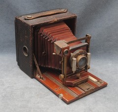 ANTIQUE 1899-1912 4×5 PONY PREMO #6 FOLDING CAMERA WITH RED BELLOWS