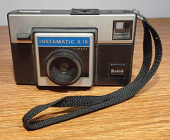 VINTAGE Kodak Instamatic X-15 Instant Camera Untested SHUTTER WORKS