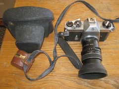 ASAHI PENTAX SPOTMATIC F TAKUMAR F/1.8 55mm From Japan with case and multiplier